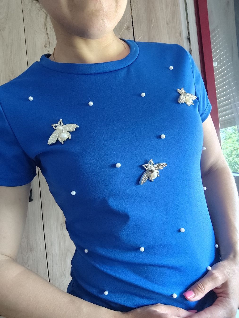 Camicette: T-Shirt Blue Size S Bee Pearl Appliqué Polyester – Usato da Mägenwil venduto da VintageGirly 2