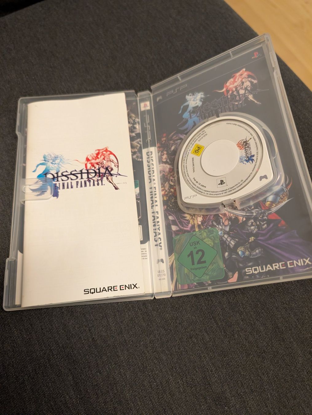 Jeux: dissidia final fantasy Sony psp – D'occasion à Giubiasco par Tici__nerd_Giubiasco 2