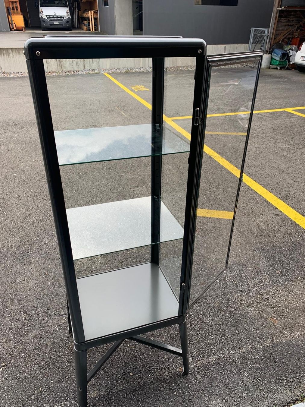 Vetrine: Vitrine IKEA Fabrikor métal – Usato da Val-d'Illiez venduto da LuckLuc