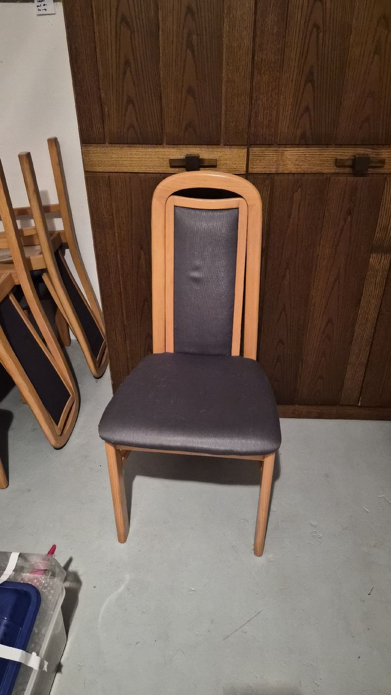 Stühle: Stühle 6 stk – Gebraucht aus Walliswil von nasommer 1
