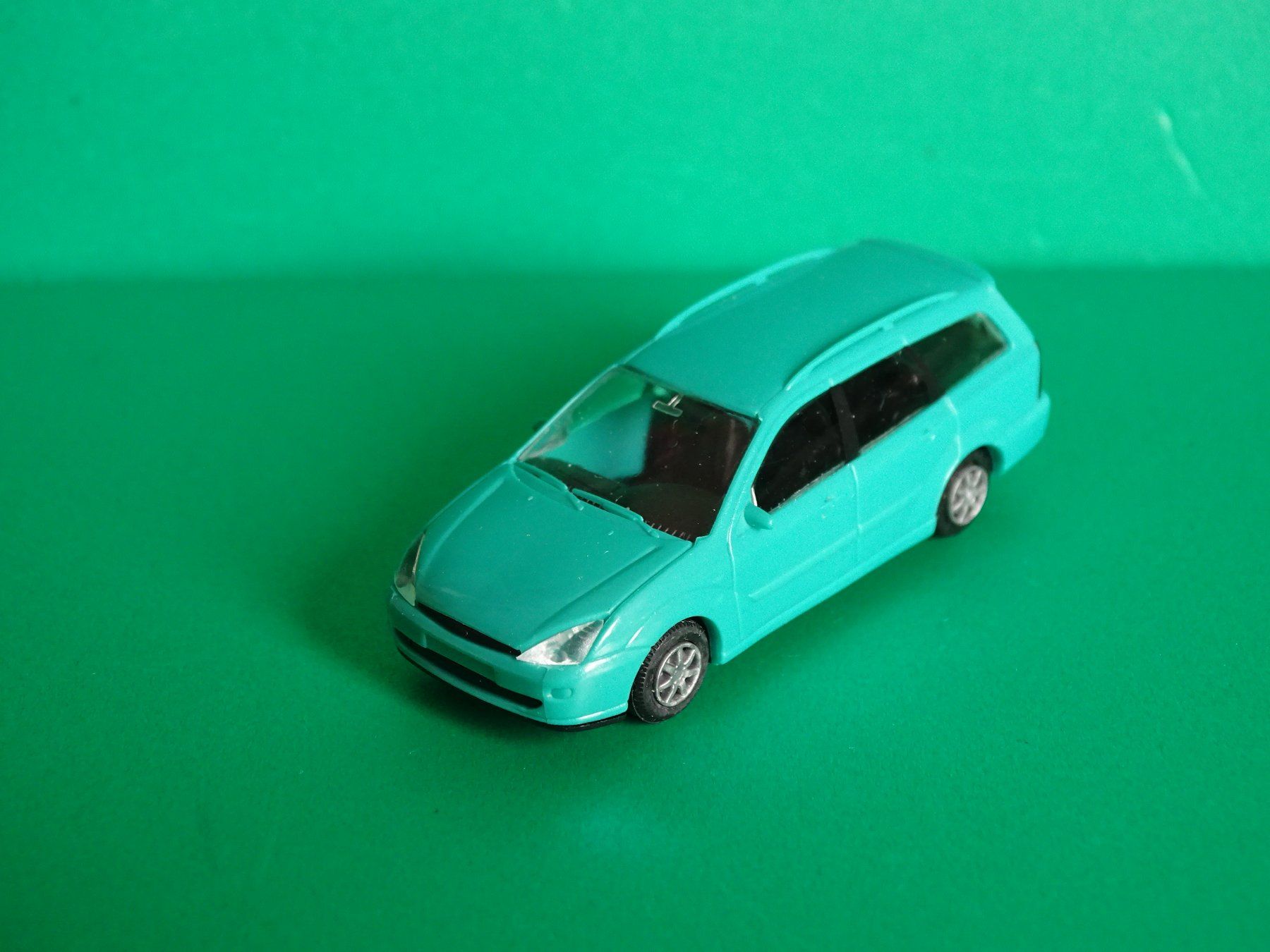 Rietze Modellini d'auto: Ford Focus von Rietze 1/87 – Usato da Bretzwil venduto da Meex