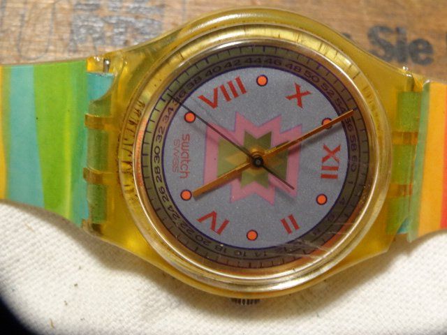 Swatch Montres: S-WATCH  SCHÖNE HERREN UHR,QUARTZ,SCHÖNE MODE,FARBE.LÄÜFT – D'occasion à zürich par ahmad01 5