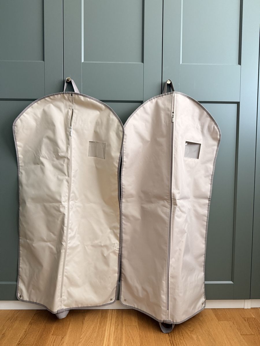 Cover & Protezioni schermo: 2 x Brioni Schutzhülle – Usato da Stäfa venduto da Laafit 3
