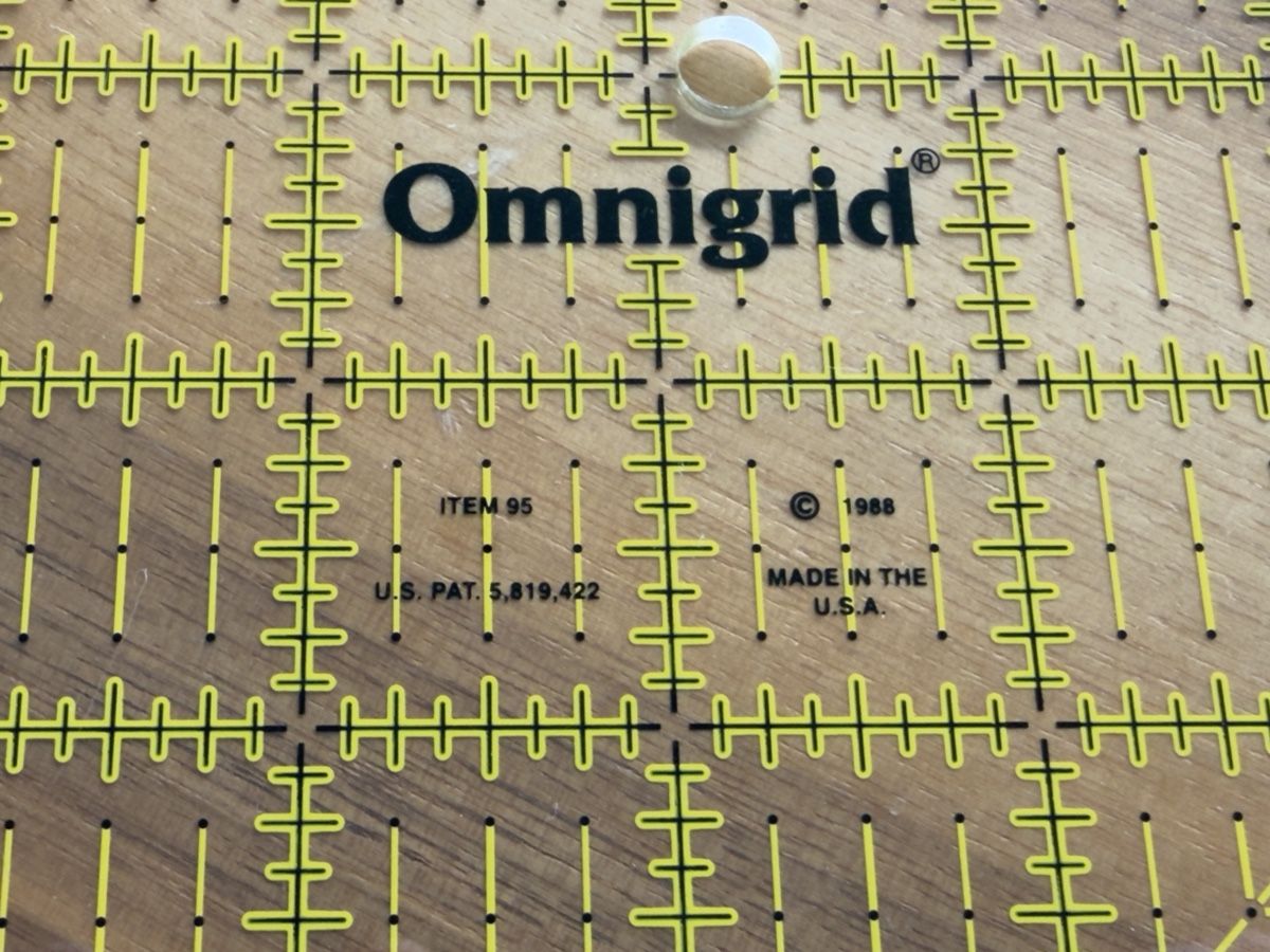 Sonstiges Schreiben & Zeichnen: Hochwertige Omnigrid Patchwork-& Quilt-Lineale im Set - Zoll – Gebraucht aus Merenschwand von stardust.12 2