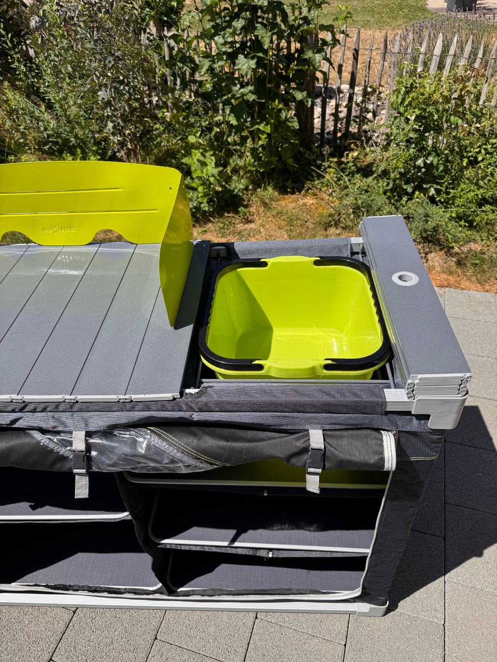 Cucine complete: Brunner Campingküche JUM BOX 3G CTW – Usato da Büren an der Aare venduto da Babylion 2