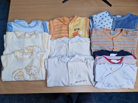 Baby Bodies und Schlafanzug Set 11 Stück  Gr 62/74
