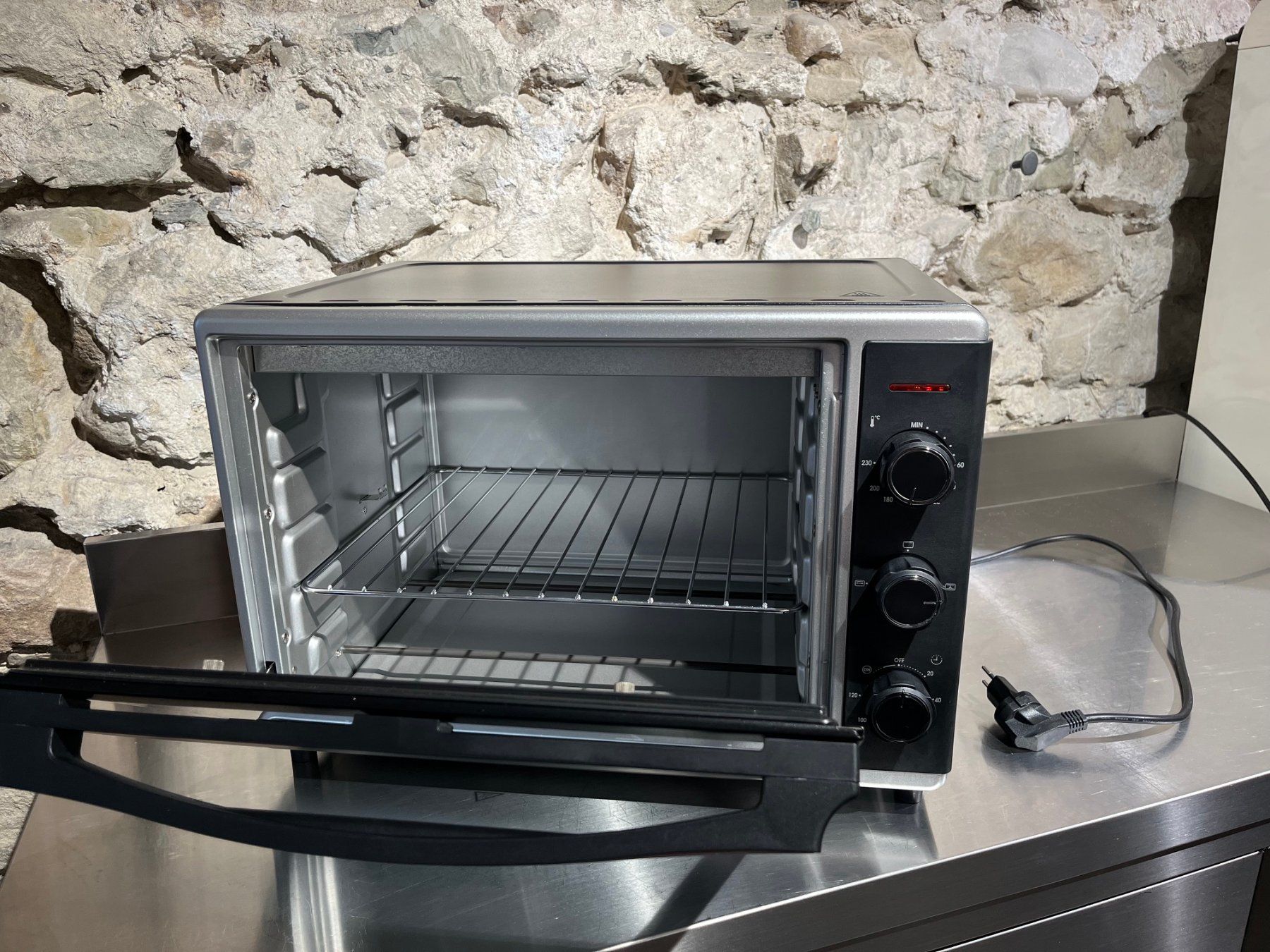 Fours: Kleinbackofen Severin To 2058 mit Umluft – D'occasion à Rapperswil SG par inf_tlm8 3