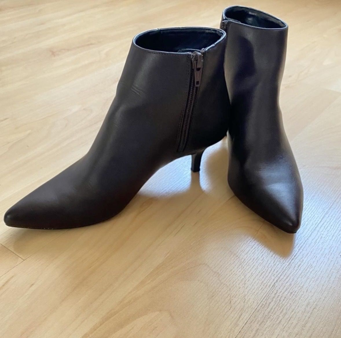 Scarpe da donna: Bottines bordeaux - Pointure 37 - excellent état – Nuovo (secondo la descrizione) da Moutier venduto da Vane-Ortiz 2