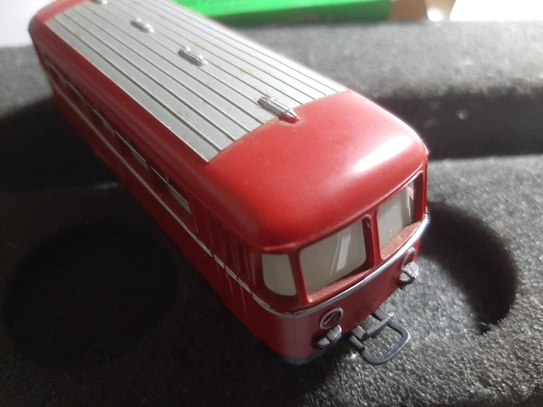 Märklin Modelleisenbahnen: MARKLIN 4418 – Gebraucht aus Avully von RIVALIS 5