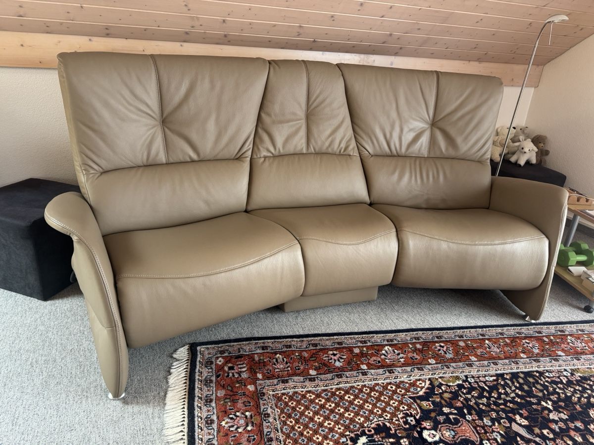 Divani: Longlife Rustika 24 - Ledersofa mit Relaxfunktion – Usato da Bichwil venduto da bling_bim