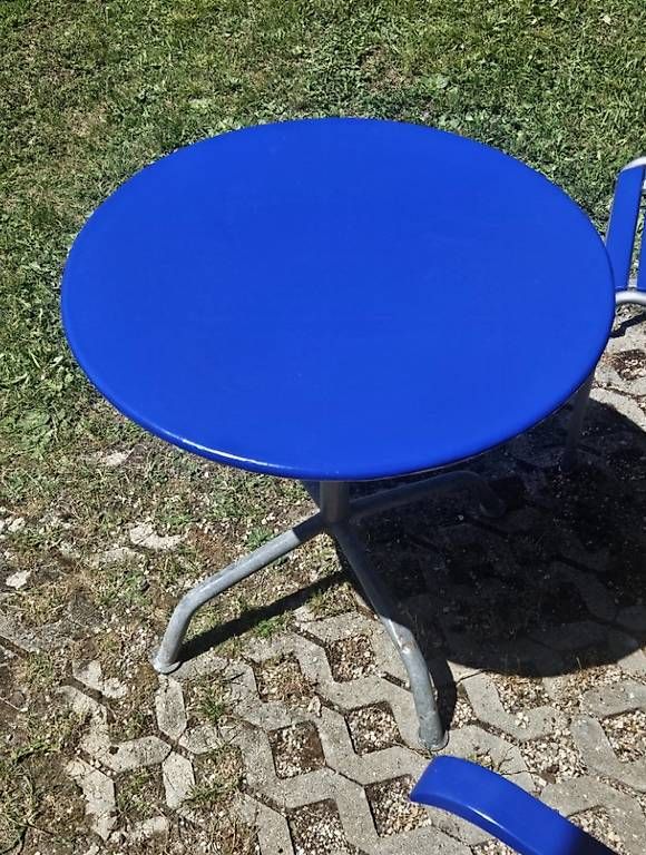 Bigla Tables: table ronde bigla II – D'occasion à Rochefort par matold