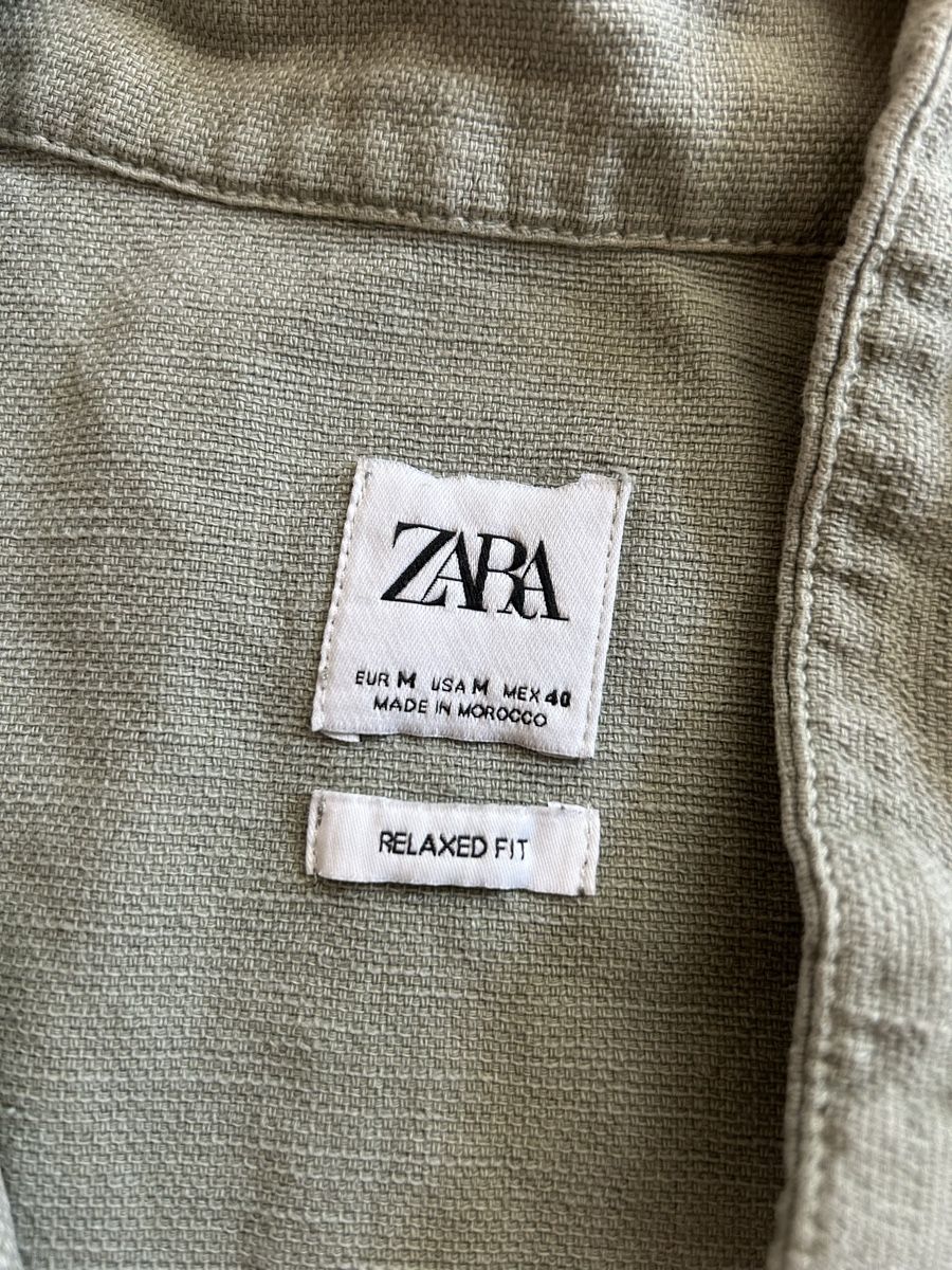 Zara Chemises: Chemise Zara manches courtes – D'occasion à Grand-Lancy par eli_x5k9 1