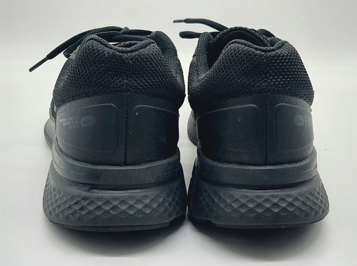 Nike Scarpe da uomo: Nike Laufschuhe Run Sneaker – Usato da Kriens venduto da Ileriadiamore 1