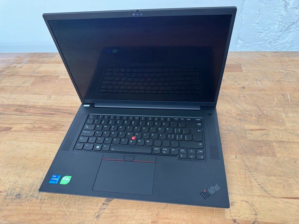 Lenovo Notebooks: Lenovo P1 Gen 6  ThinkPad - Type 21FW – Gebraucht aus Schlieren von pat_7d52
