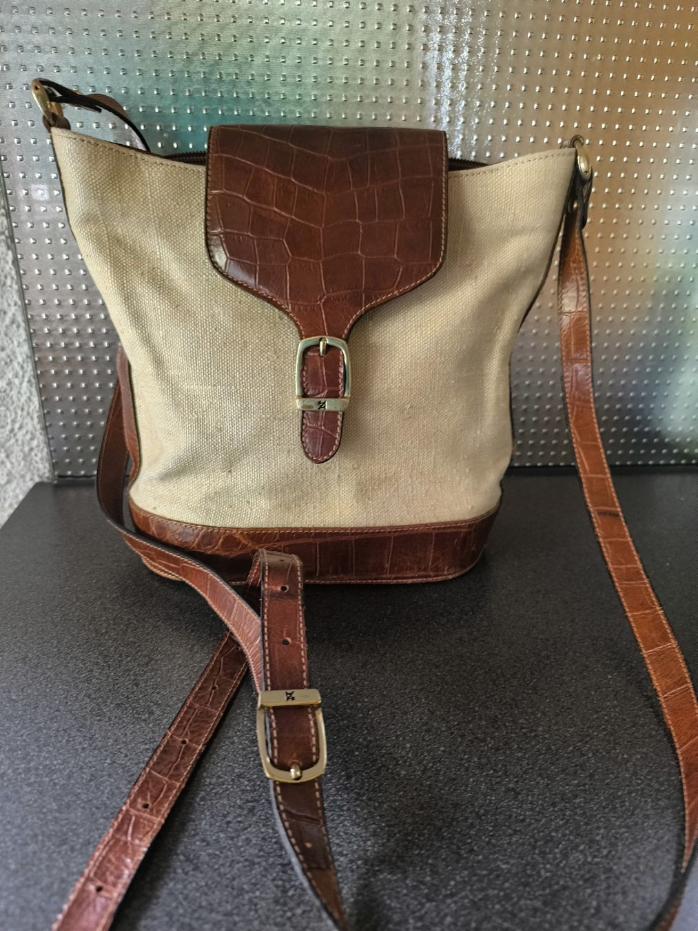 Taschen für Damen: ASSIMA Vintage Canvas/Ledertasche beige – Gebraucht aus Schaffhausen von gab_v5qf