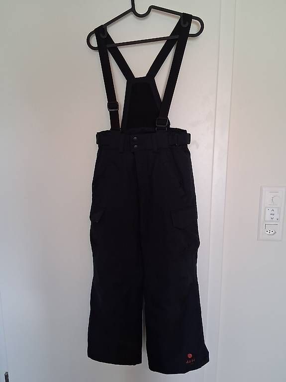 Sci: Salopette ski 46N noire taille 140 – Usato da Corcelles-le-Jorat venduto da Fashion_Unfold