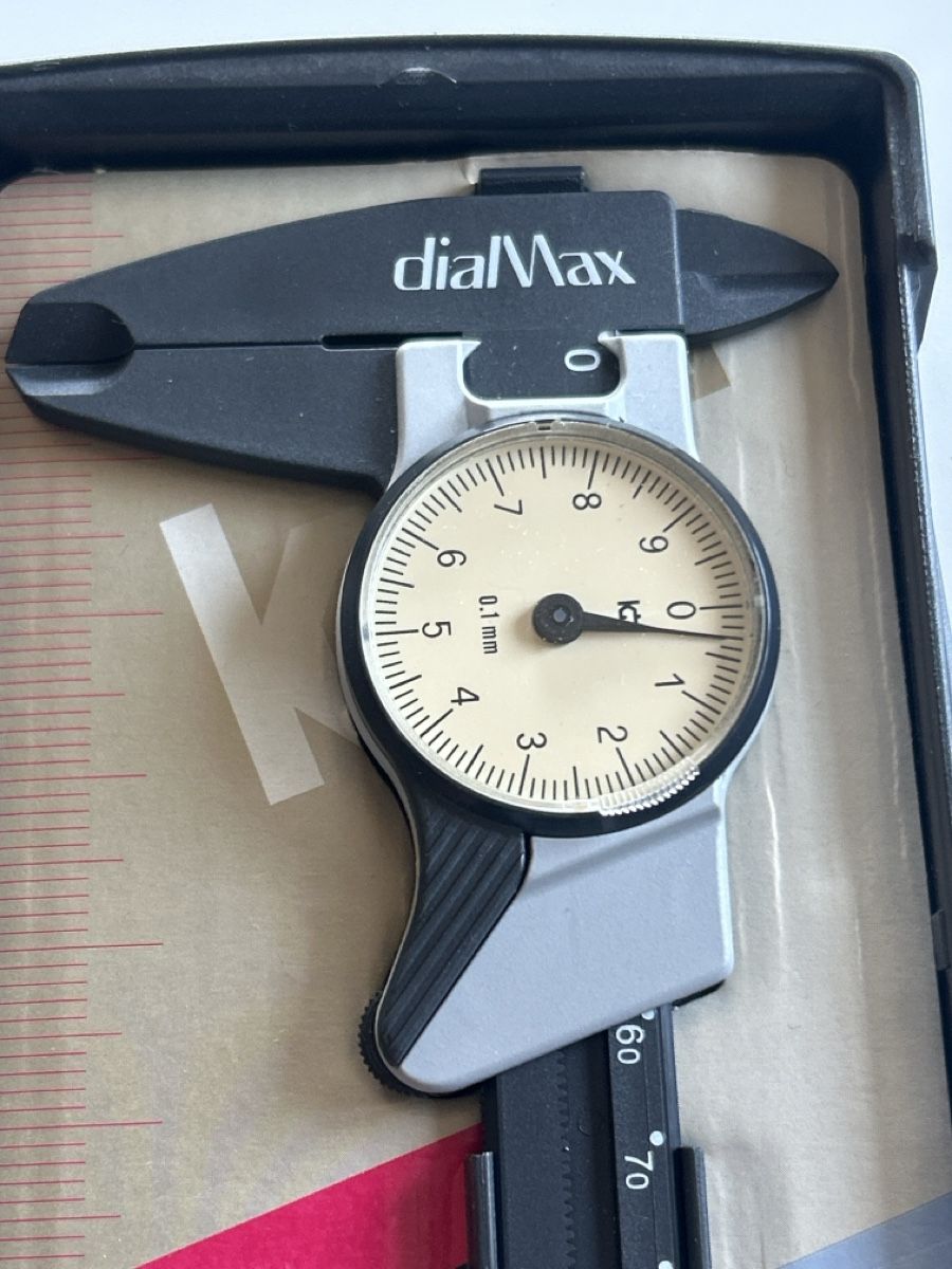 Misurare: Messschieber dialMax Swiss Precision 150 mm (S39) – Nuovo (secondo la descrizione) da Neuenhof venduto da SchnaeppliAllerlei 2
