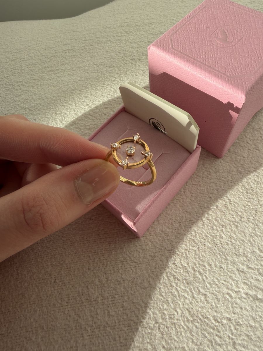 Swarovski Anelli: Swarovski North Collection Ring✨ – Nuovo (secondo la descrizione) da Fribourg venduto da DayaneH.