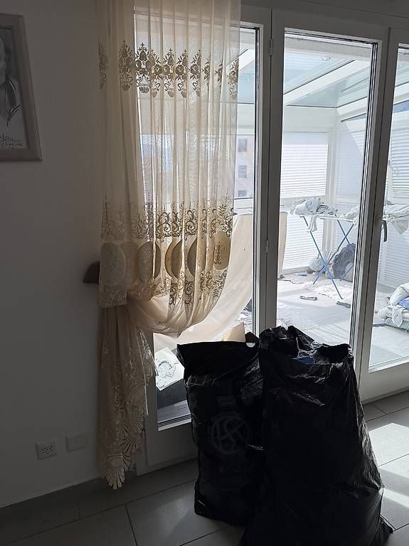 Tende: beige vorhang  – Usato da Adligenswil venduto da balboa5 2