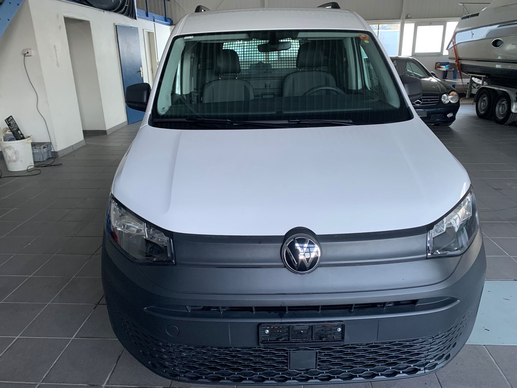 VW Nutzfahrzeuge: VW CADDY 2,0TDI MAXI MIT KLIMA U. NAVIGATION MIT  78350KM – Gebraucht aus Buttikon von Sru54 5