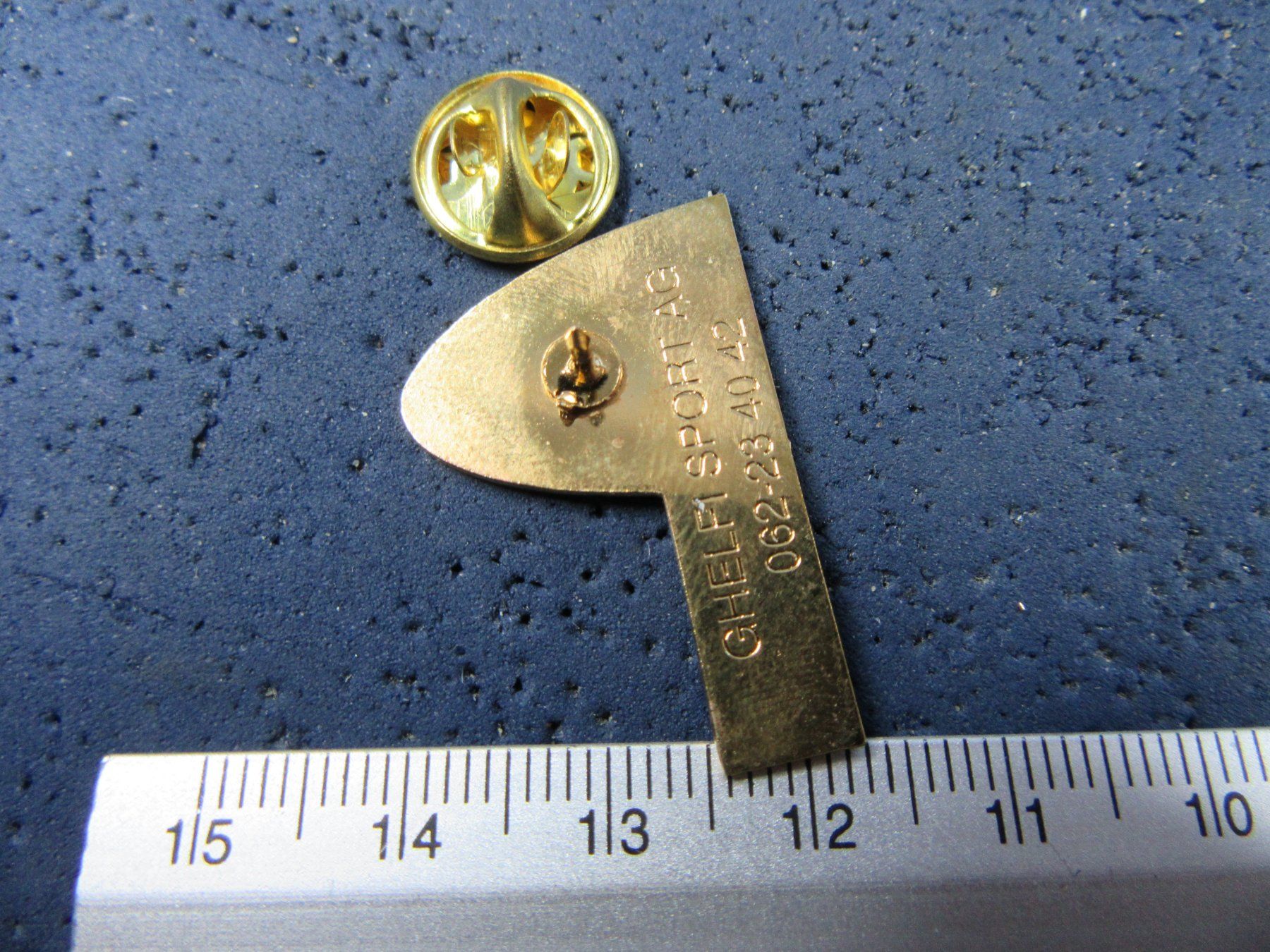 Placchette & Badge: HEAD SPORT PIN – Usato da Ettingen venduto da Hausi4711 1