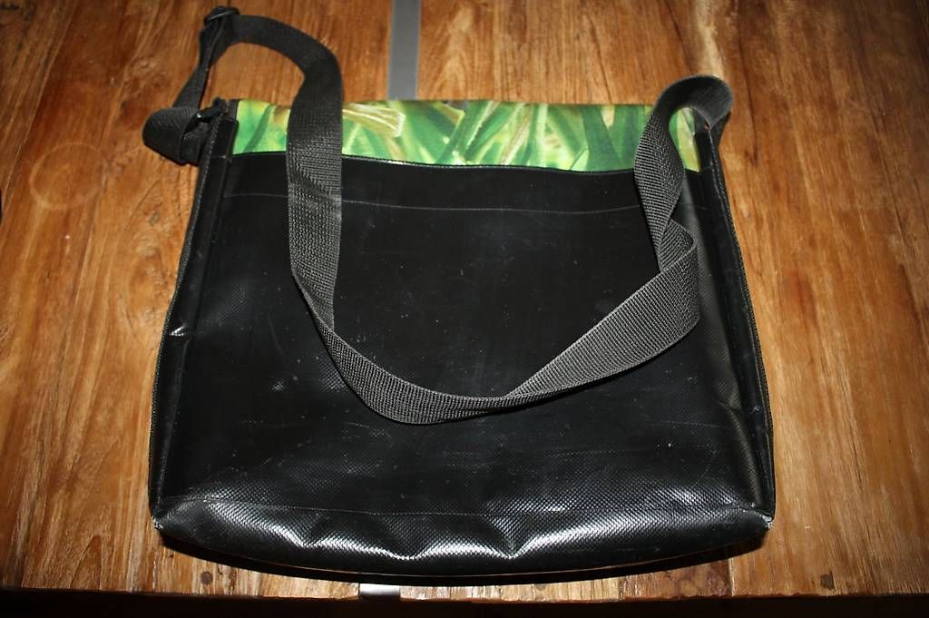 Borse: Robuste Tasche aus Abdeckplane, neuwertig....! – Usato da Uttwil venduto da meintoeff 2