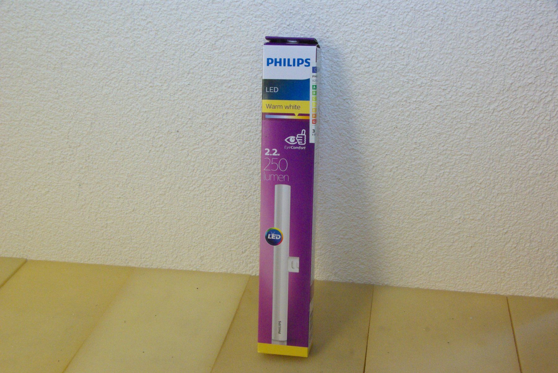 Philips Lampen: PHILIPS T30 LED - 2.2Watt / 2700 K – Neu und originalverpackt aus Herisau von Cevianer1844