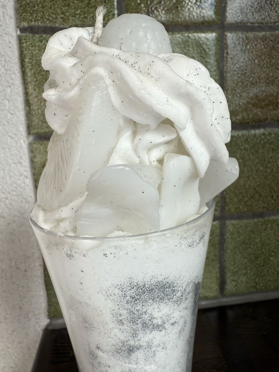 Kerzen: Kerzen-Eisbecher, Geschenkidee Glace Deko weiss Wachs – Gebraucht aus Volketswil von cinicini 2