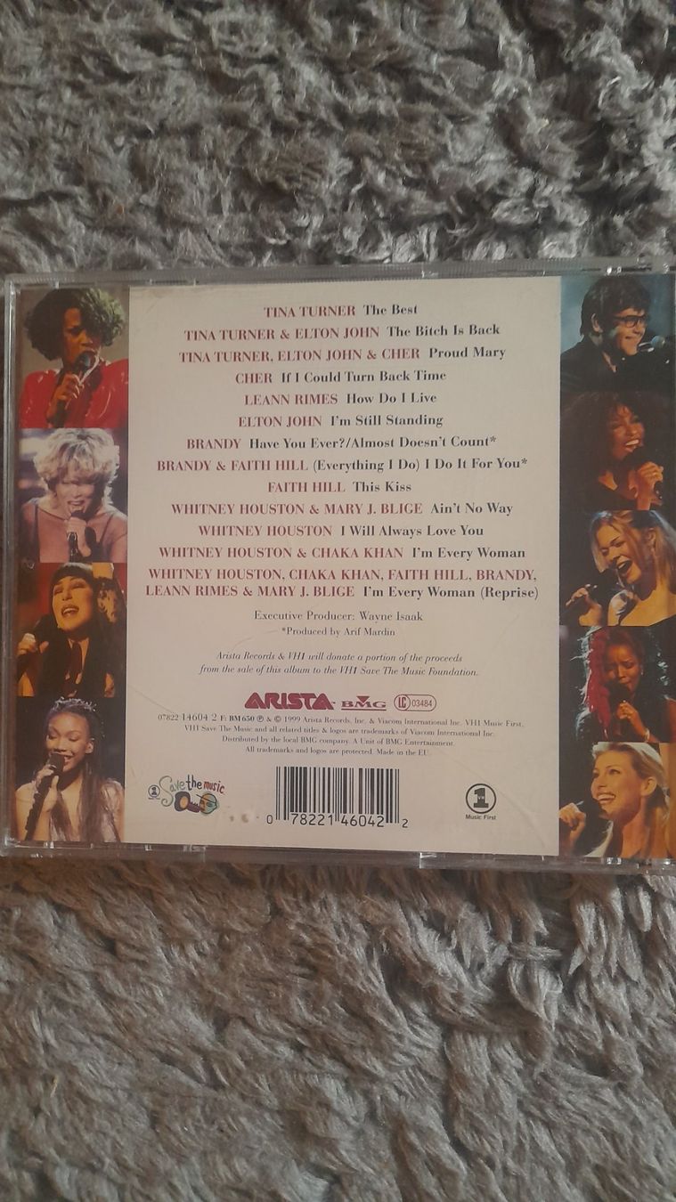 CDs: DIVAS   LIVE/99     COMPILATION CD – Gebraucht aus Wetzikon ZH von Ramones01 1