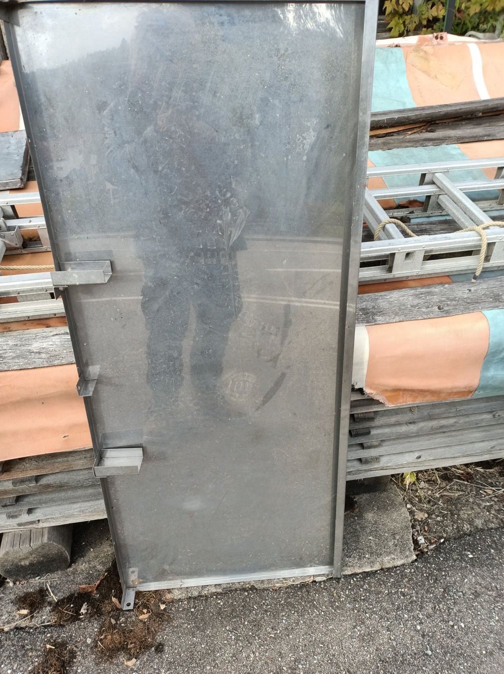 Servierplatten: Arbeitsplatte Chromstahl – Gebraucht aus Schaffhausen von Hilmar01 1