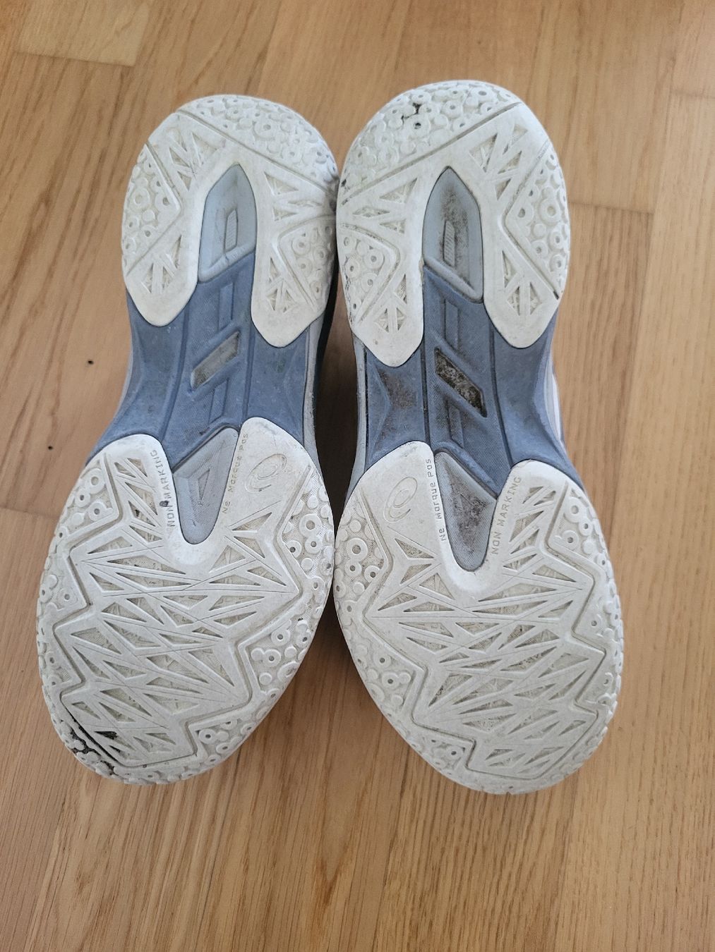 Asics Scarpe da uomo: Asics Gel powerbreak Gr 38 – Usato da Zürich venduto da Kagu1 1