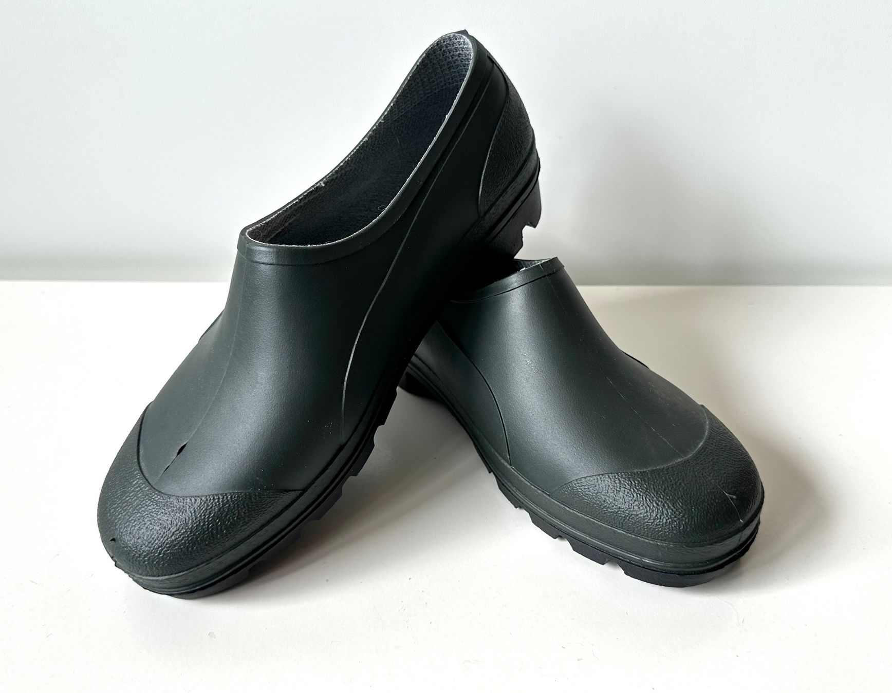 Dunlop Scarpe da uomo: Dunlop Gartenclogs Gr. 39 - neu & ungetragen – Nuovo (secondo la descrizione) da Bachenbülach venduto da Mielo28