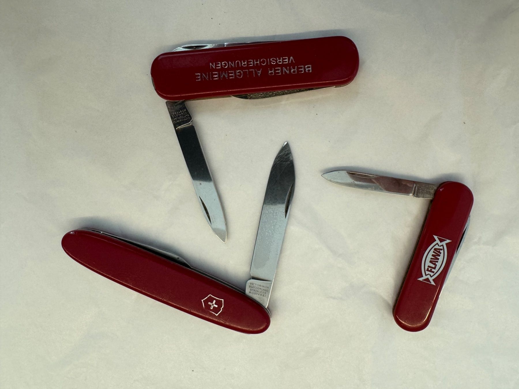 Victorinox Coltelli tascabile: 3 Victorinox Taschenmesser / Werbemesser – Usato da Kestenholz venduto da Sackmesser67 2