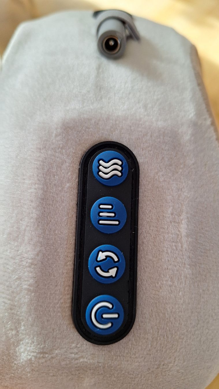 Dispositivi per massaggi: Massage Nacken Kissen – Usato da Greifensee venduto da vavo 1