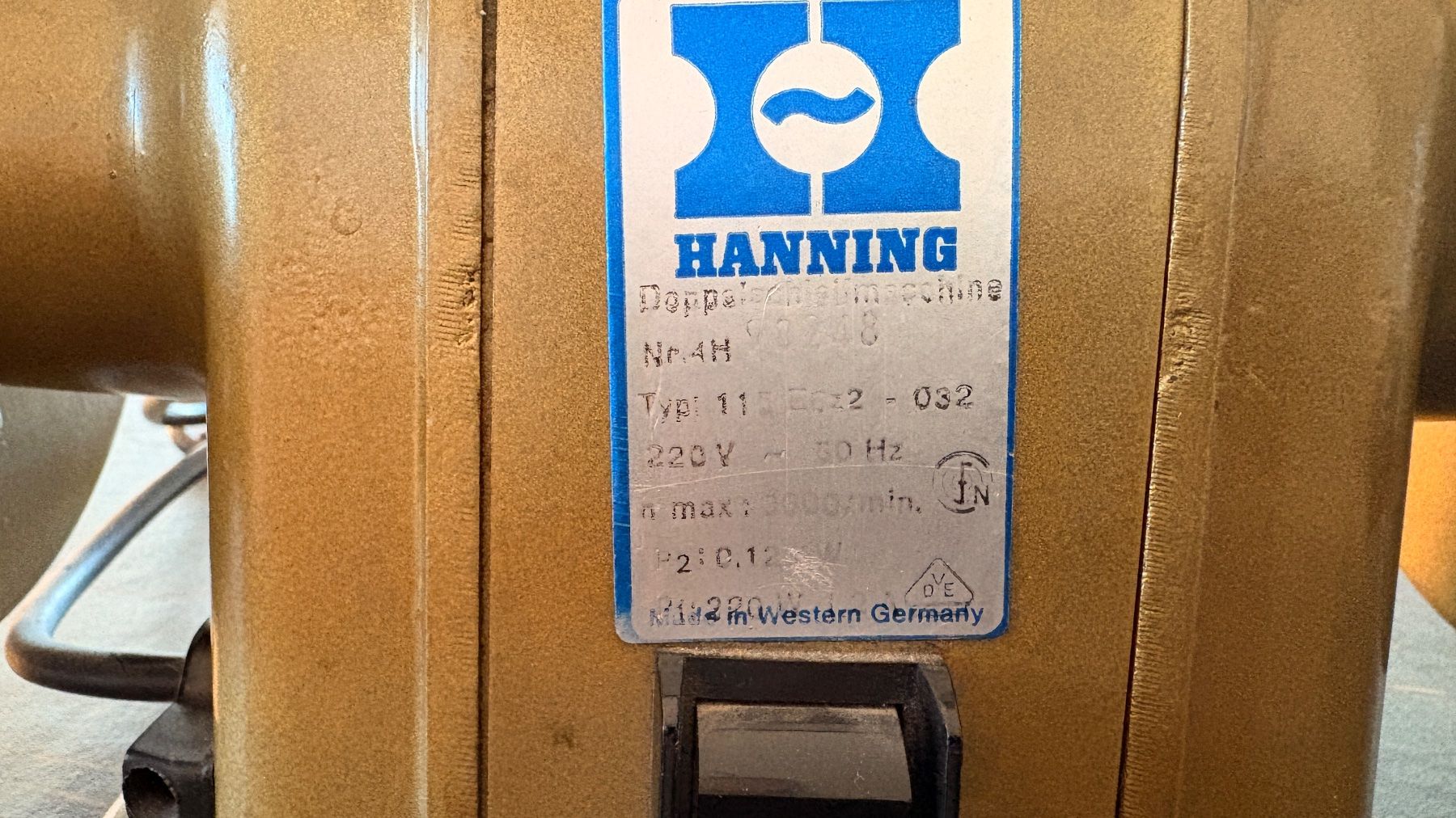 Smerigliatrici & Lucidatrici: Doppelschleifmaschine Hanning – Usato da Basel venduto da mandalay71 1