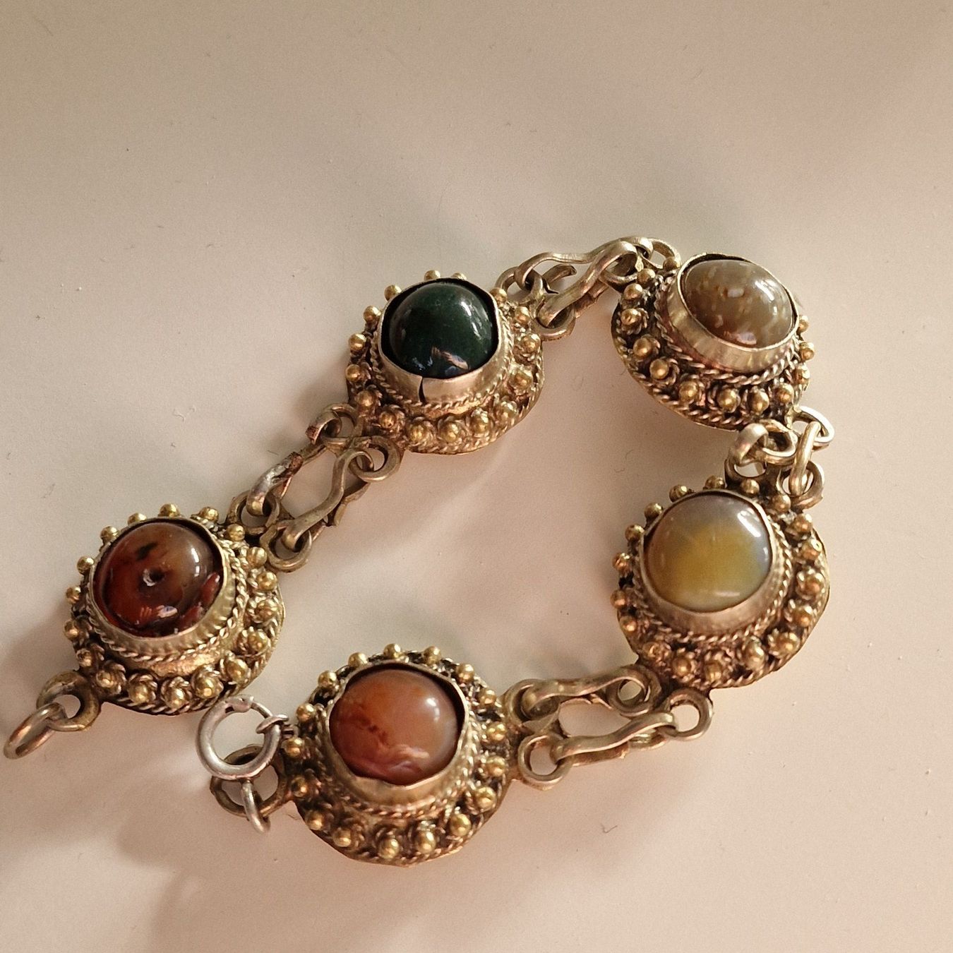 Bracciali & Braccialetti: Antikes Filigranarmband mit Achatsteinen – Usato da Birr venduto da sen_8djr 5