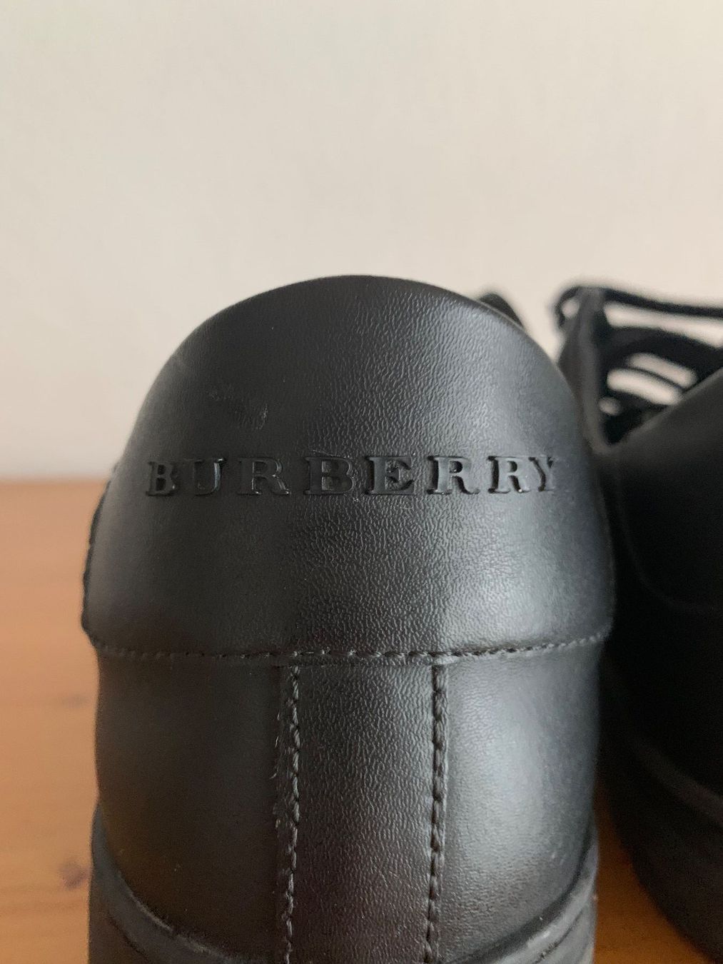Scarpe da uomo: Burberry Schuhe Sneaker Gr.43 – Usato da Ellikon an der Thur venduto da Bali1999 2