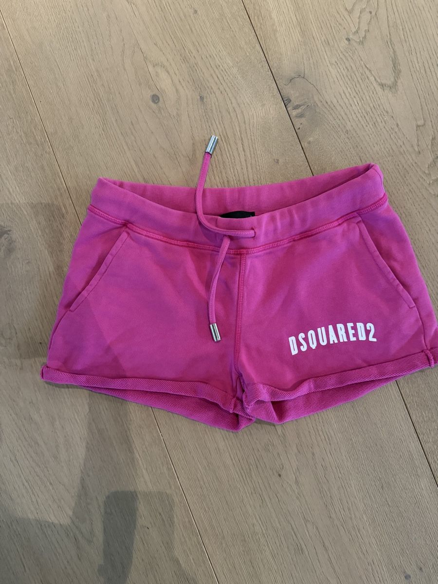 Dsquared2 Pantaloni: Dsquared2 Pink Mini shorts – Usato da Zürich venduto da P_Lipinski_21