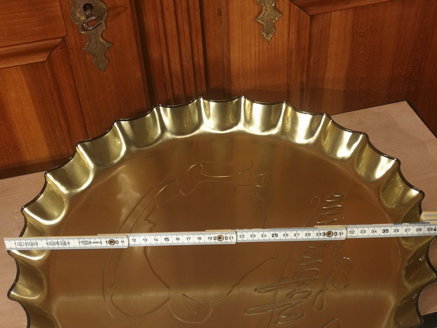 Insegne: Blechschild "Cappuccino" in Form eines Kronkorkens – Usato da Wagenhausen venduto da Simbad 3