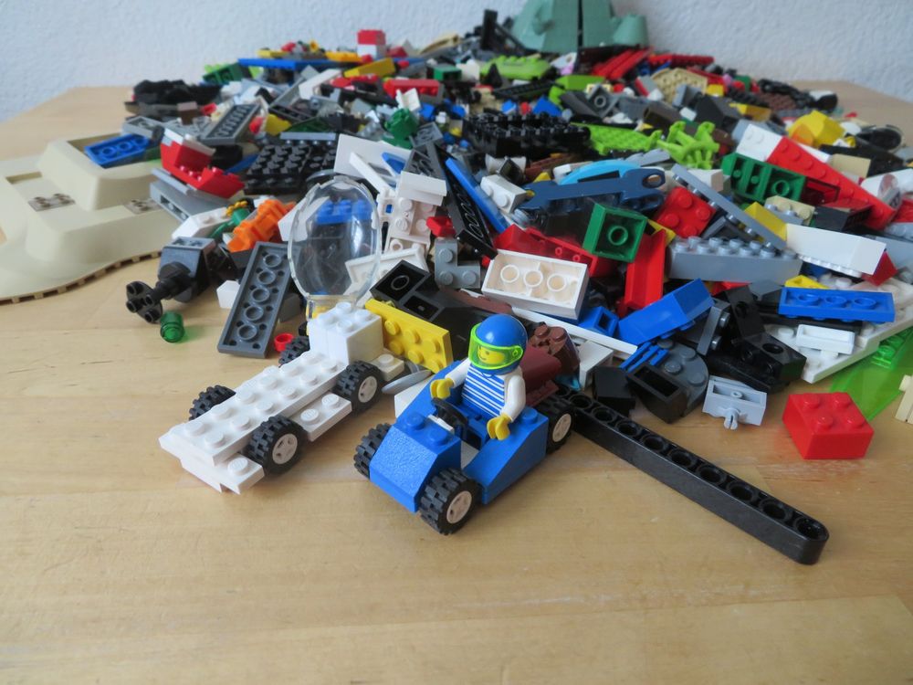 Lego Giocattoli: LEGO KILOWARE ca.1,8kg – Usato da Zürich venduto da piroma 1