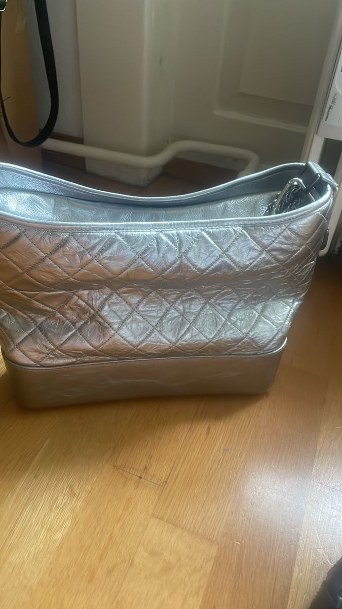 Sacs femmes: CHANEL Gabrielle Silber Large – Neuf (Voir description) à Zürich par jul_sj88