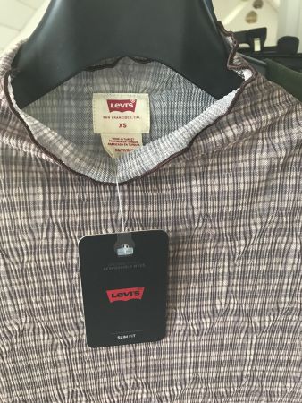 LEVI’S Top in Braun XS