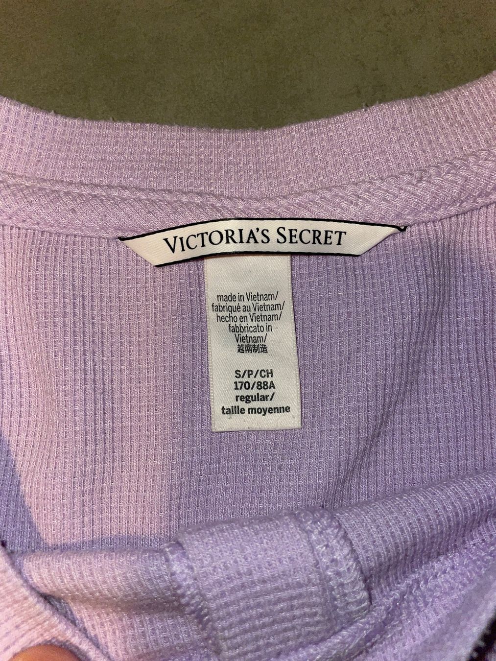 Victoria's Secret Negligees & Pigiami: Victoria's Secret Pyjama – Usato da Fislisbach venduto da arse 2