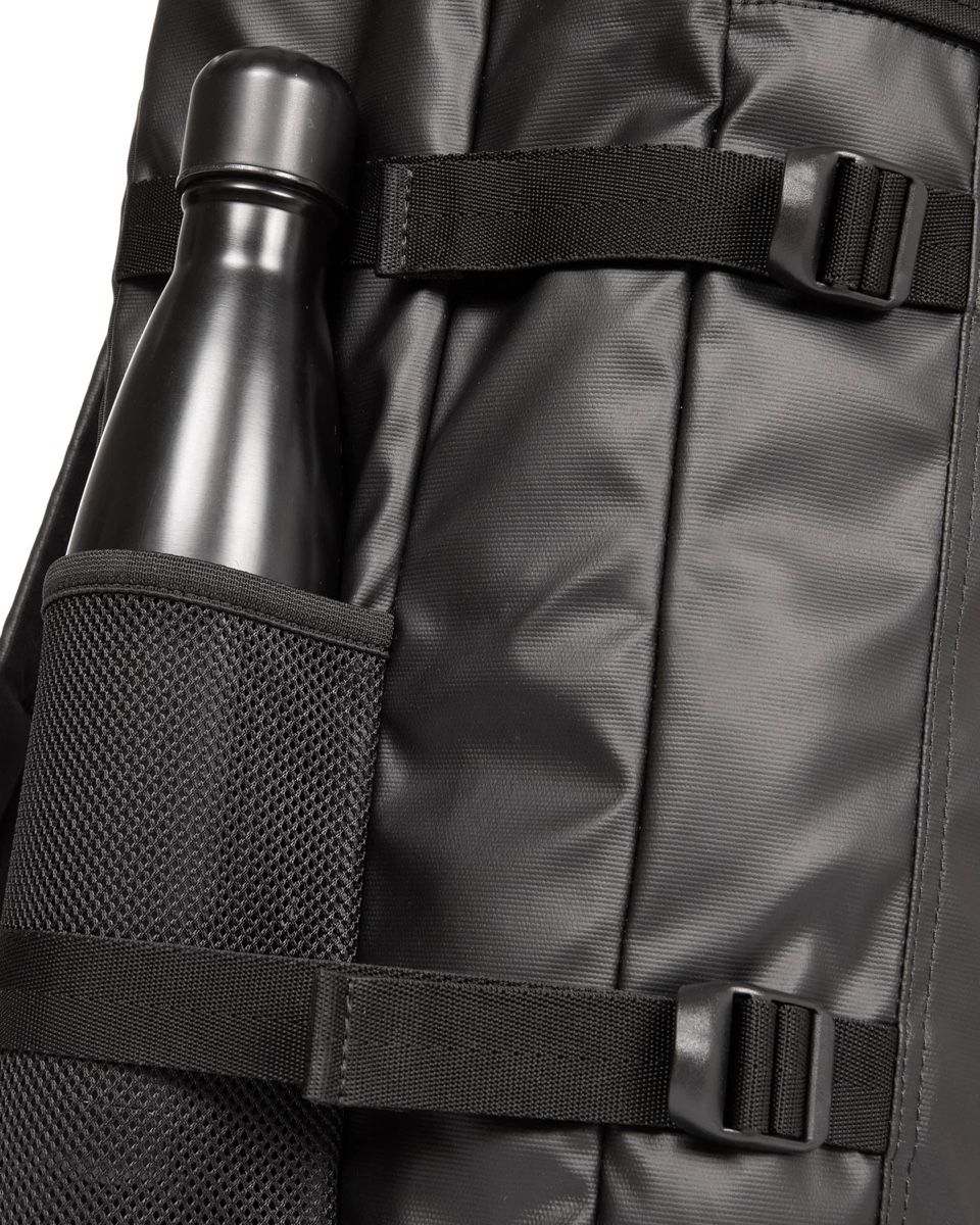 Eastpak Zaini: Eastpak Travelpack – Usato da Zug venduto da IndiQueen 4