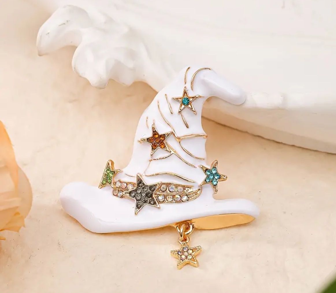 Spille & Fermagli: Brosche Hexenhut mit Strass – Nuovo e nell'imballaggio originale da Gams venduto da Mariawicca