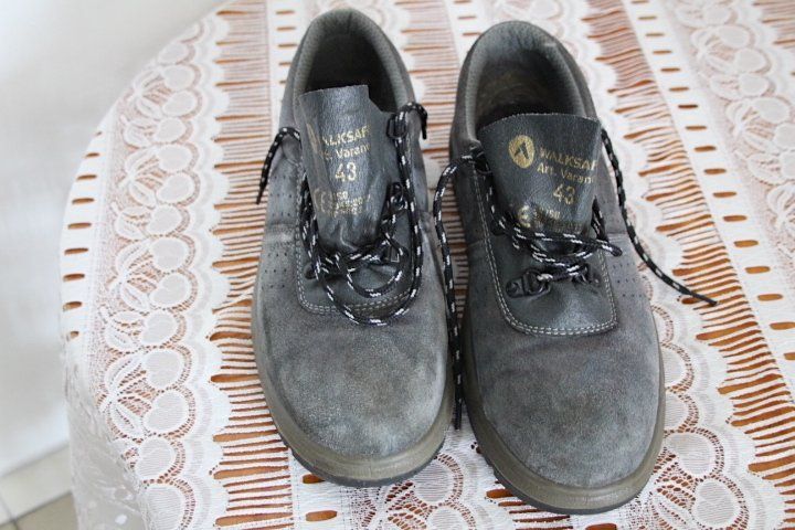 Herrenschuhe: Sicherheitsschuhe  Gr. 43 – Gebraucht aus Locarno von madame-tus-sauds 4