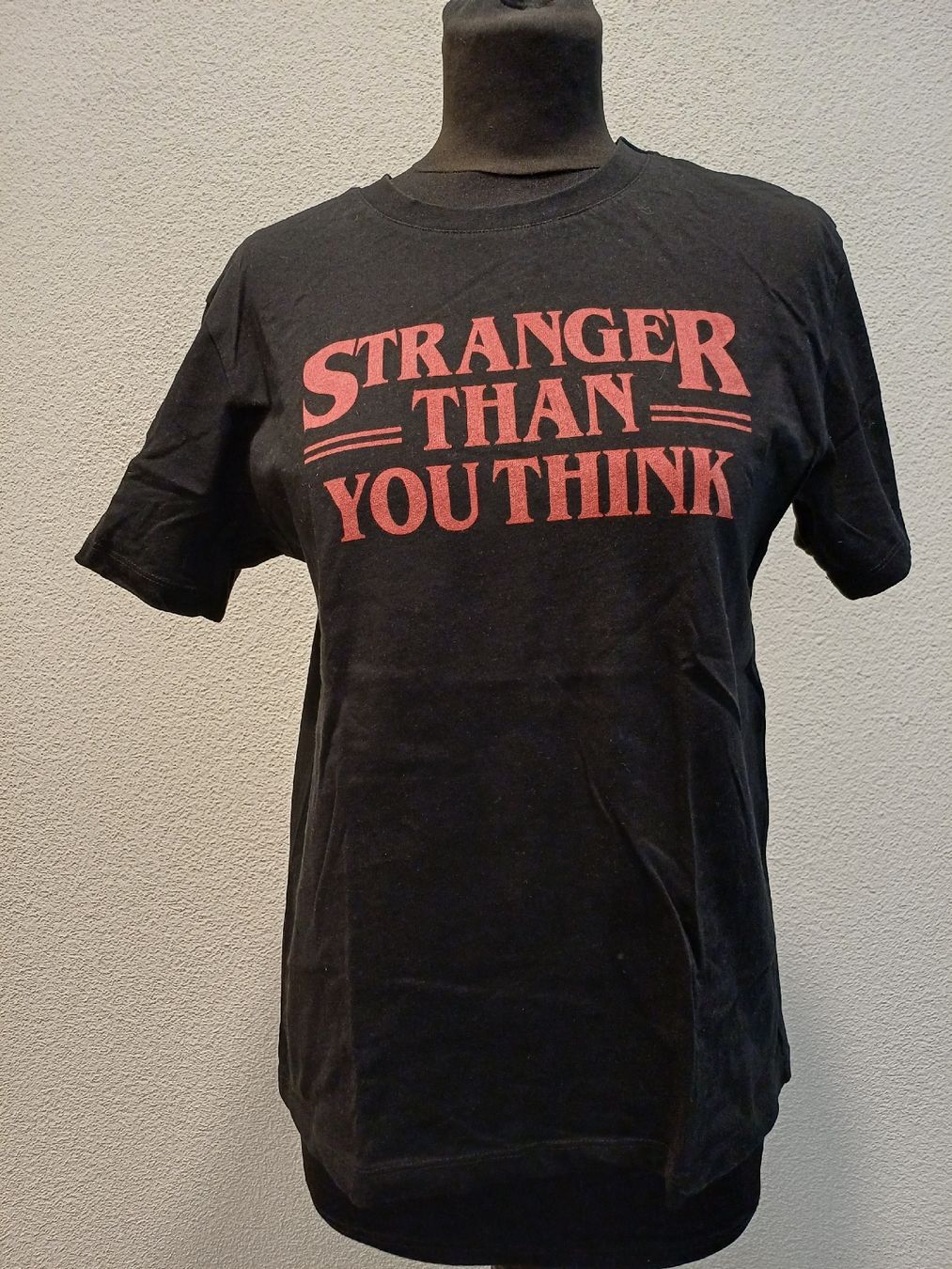 Top: T-Shirt Even&Odd Stranger things – Usato da Winterthur venduto da Smily-_-