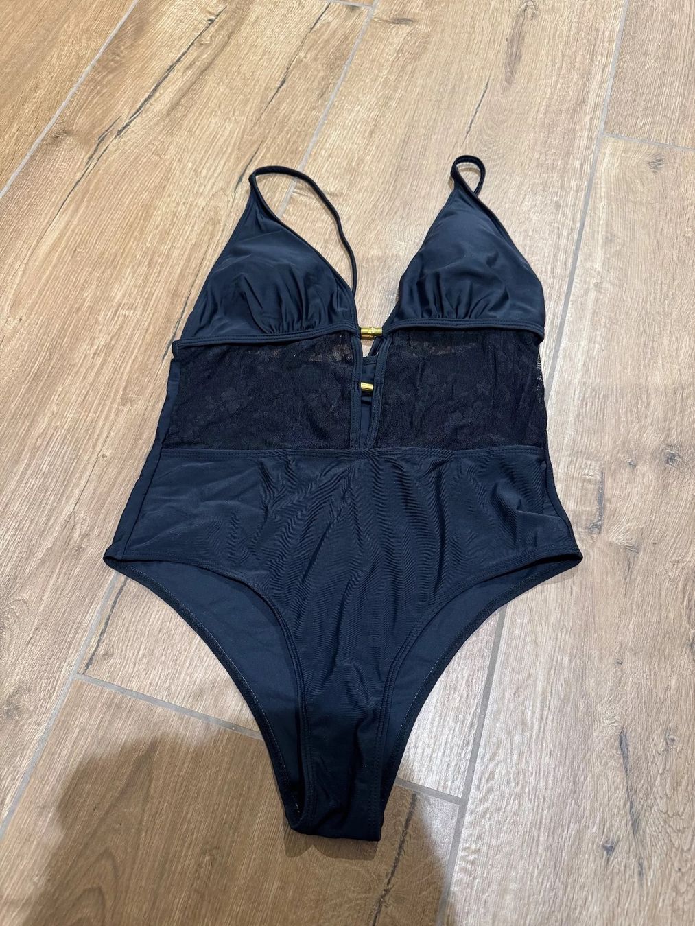 Costumi da bagno & Bikini: Badeanzug Damen M (NEU) – Nuovo e nell'imballaggio originale da Lachen SZ venduto da nathiisch