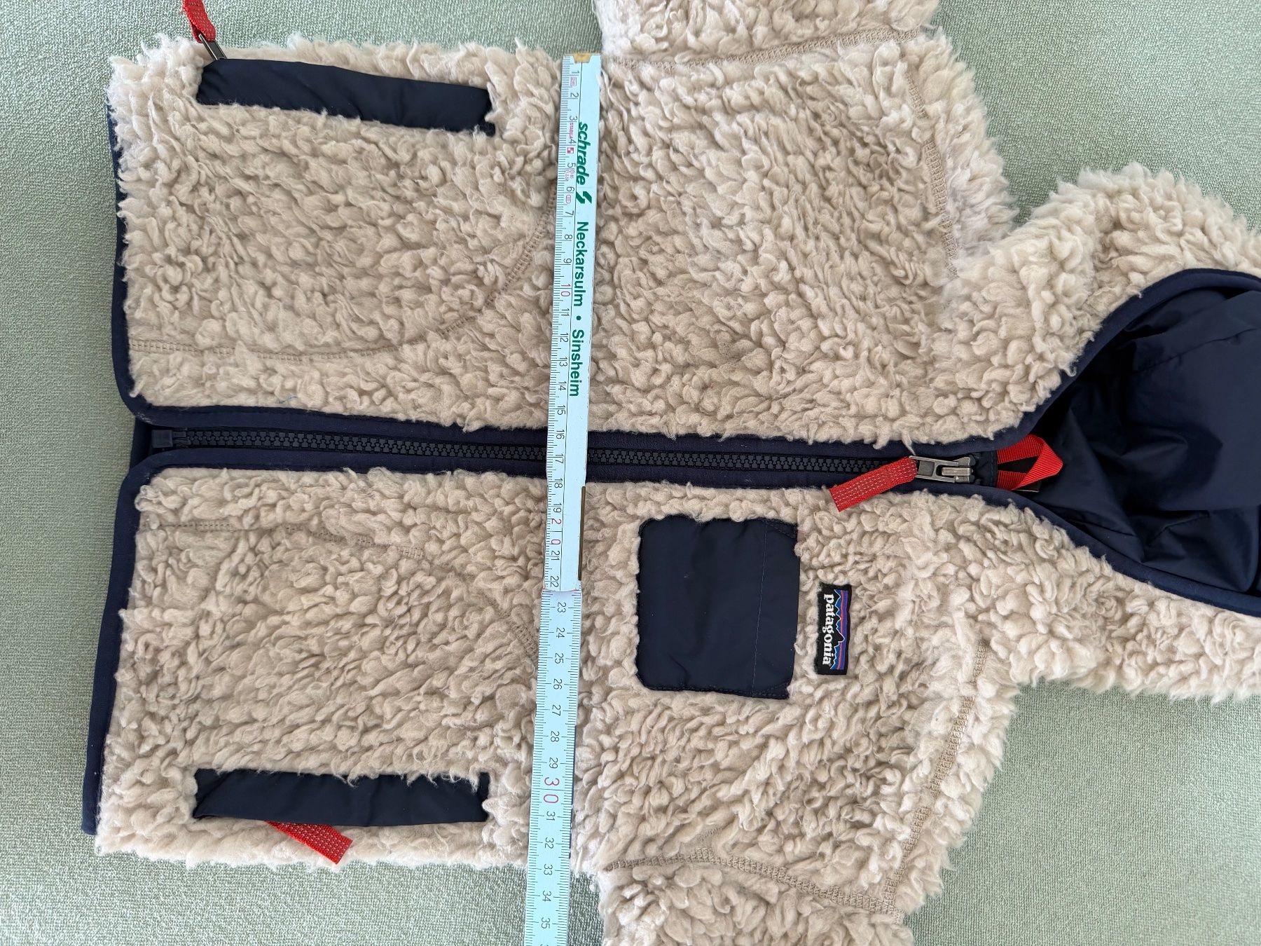 Patagonia Giacche & Cappotti: Patagonia Kinder Teddy Fleece – Nuovo (secondo la descrizione) da Maienfeld venduto da Snupfnudel 6