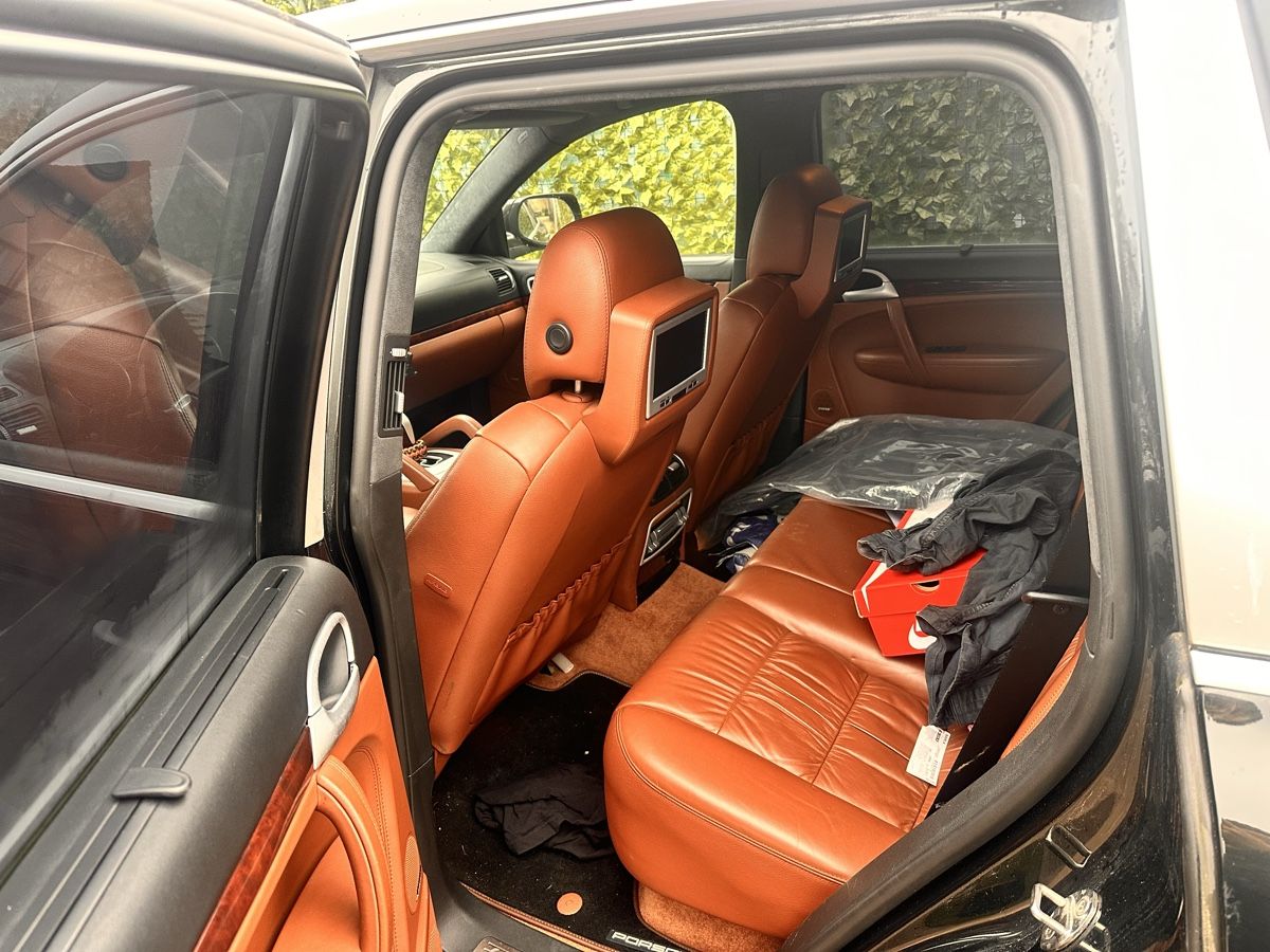 Porsche Autos: Porsche Cayenne 4.8 Turbo – Gebraucht aus Basel von Luca121 5